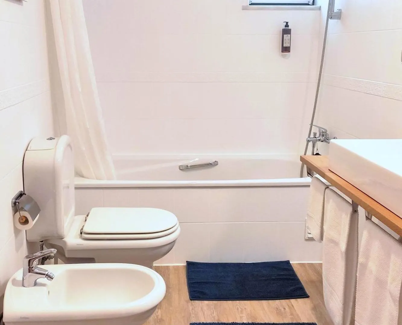 Avenue Apartment Quarteira 0*,  Πορτογαλία