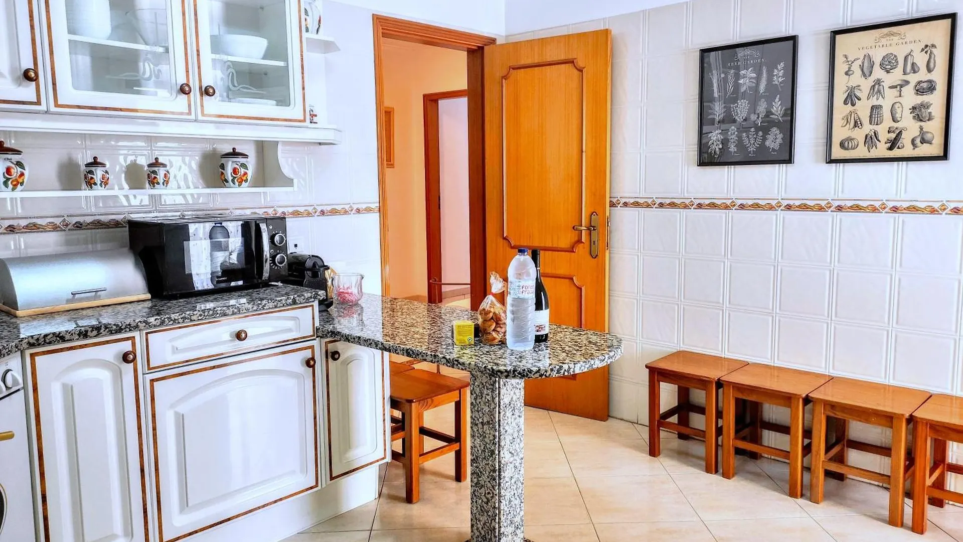 Avenue Apartment Quarteira