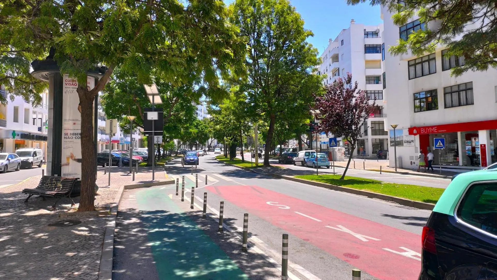Avenue Apartment Quarteira